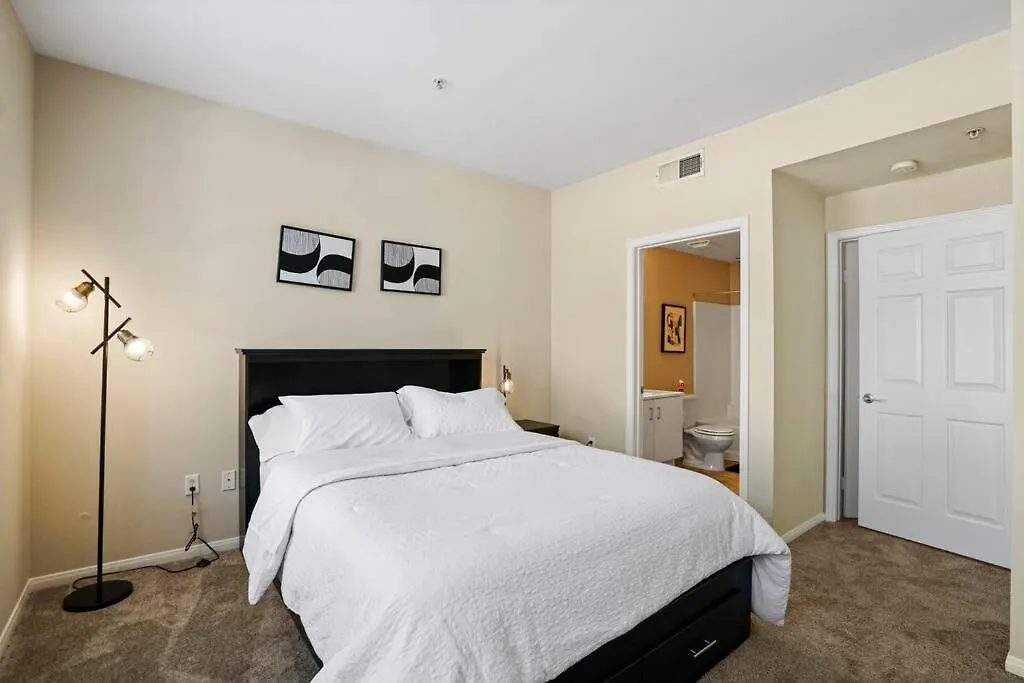 Apartment Luxury 2Br/2Ba!5Min To Disney! Angelstadium! Hondacenter. Anaheim