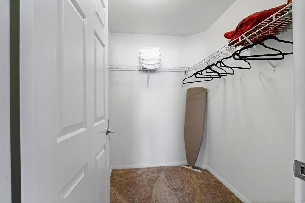 Luxury 2Br/2Ba!5Min To Disney! Angelstadium! Hondacenter. Anaheim Apartment