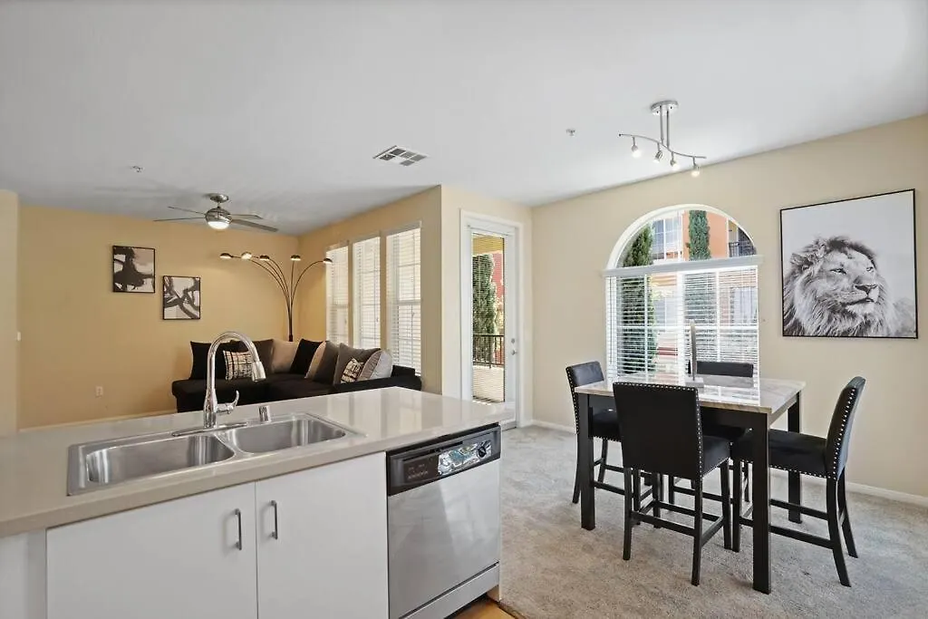 Luxury 2Br/2Ba!5Min To Disney! Angelstadium! Hondacenter. Anaheim 0*,