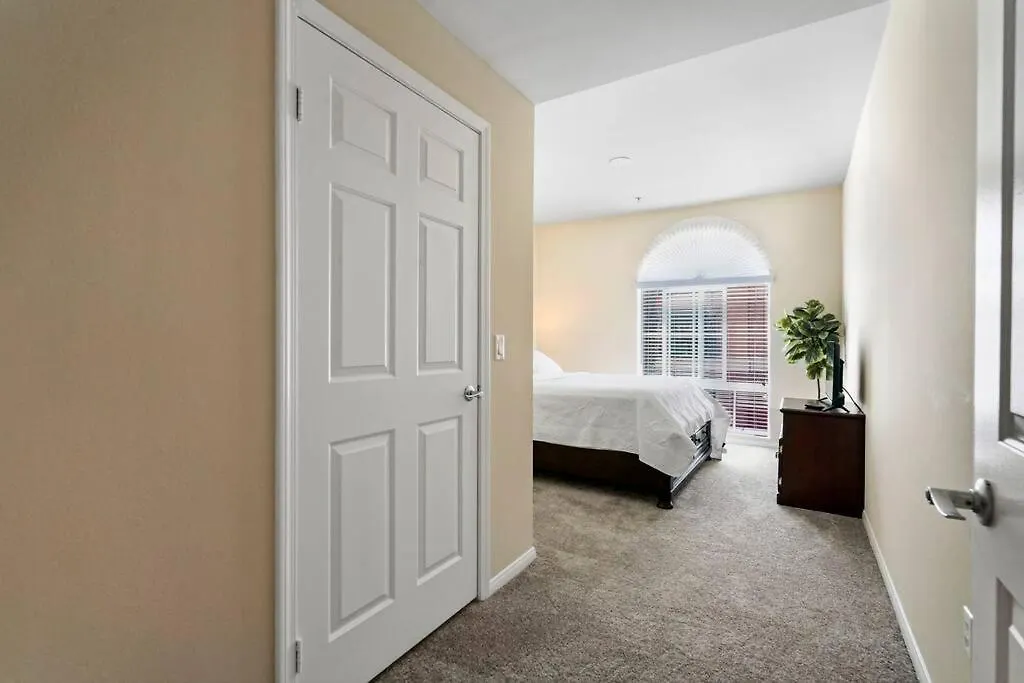 Apartment Luxury 2Br/2Ba!5Min To Disney! Angelstadium! Hondacenter. Anaheim