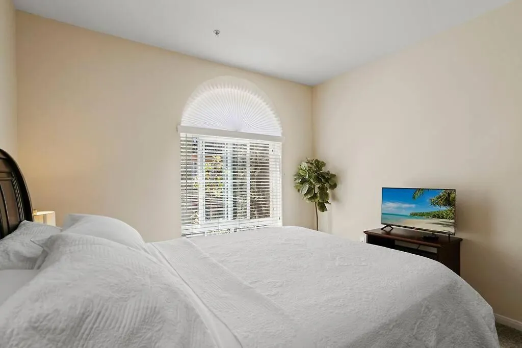 Luxury 2Br/2Ba!5Min To Disney! Angelstadium! Hondacenter. Anaheim Apartment